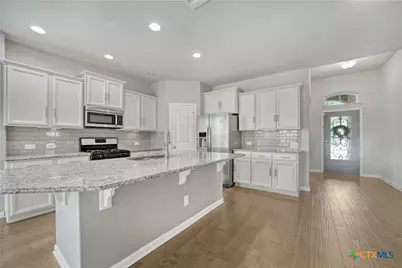 325 Oak Creek Way, New Braunfels, TX 78130 - Photo 9
