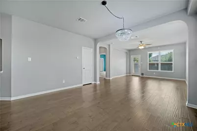 325 Oak Creek Way, New Braunfels, TX 78130 - Photo 17