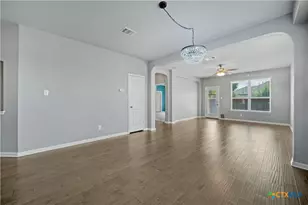 325 Oak Creek Way, New Braunfels, TX 78130 - Photo 17