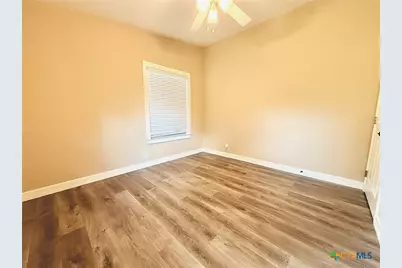 4713 Dahlia Lane, Victoria, TX 77904 - Photo 7