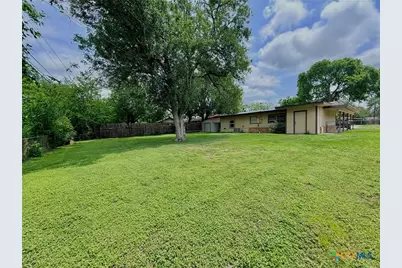 4713 Dahlia Lane, Victoria, TX 77904 - Photo 11