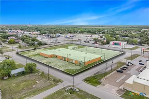 108 S Alamo St, Refugio, TX 78377 - Photo 1