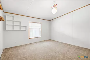 554 Cherry Ridge, Floresville, TX 78114 - Photo 23