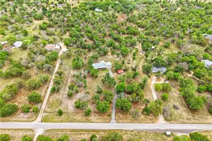 554 Cherry Ridge, Floresville, TX 78114 - Photo 37