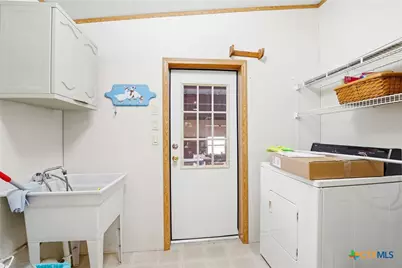 554 Cherry Ridge, Floresville, TX 78114 - Photo 31