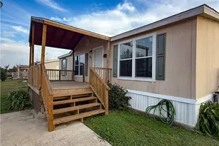 801 E Mesquite Ln, Victoria, TX 77901 - Photo 3