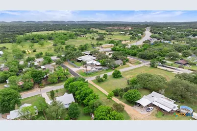 306 W Pecan Drive, Johnson City, TX 78636 - Photo 15