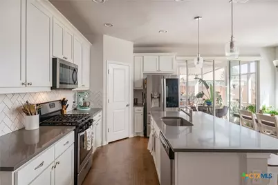 348 Lacey Oak Loop, San Marcos, TX 78666 - Photo 11