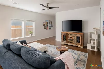 348 Lacey Oak Loop, San Marcos, TX 78666 - Photo 5