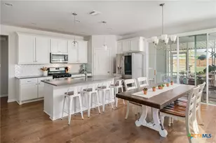 348 Lacey Oak Loop, San Marcos, TX 78666 - Photo 7