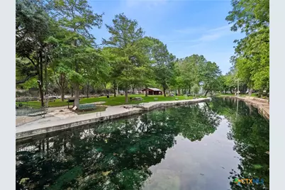 299 W Edgewater Terrace, New Braunfels, TX 78130 - Photo 37