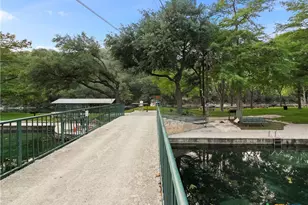 299 W Edgewater Terrace, New Braunfels, TX 78130 - Photo 41