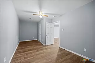 409 N 14th St, Gatesville, TX 76528 - Photo 13