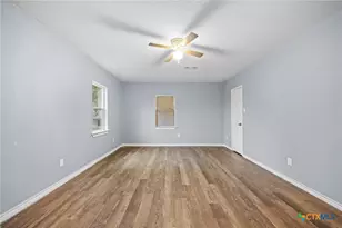 409 N 14th St, Gatesville, TX 76528 - Photo 19