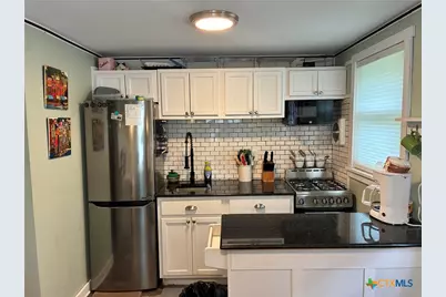 324 W Anders Street, Marlin, TX 76661 - Photo 3