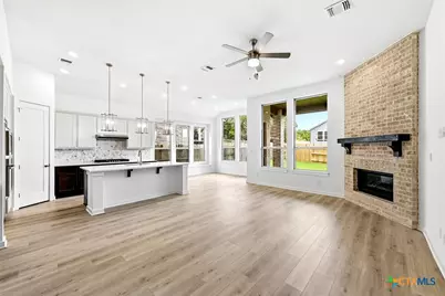 332 Puppy Dog Pass, San Marcos, TX 78666 - Photo 9