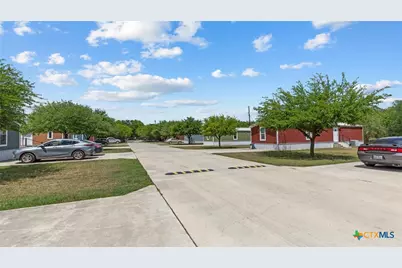 1911 Wald Road, New Braunfels, TX 78132 - Photo 7