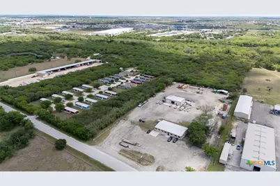 1911 Wald Road, New Braunfels, TX 78132 - Photo 23