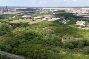 1911 Wald Rd, New Braunfels, TX 78132 - Photo 27