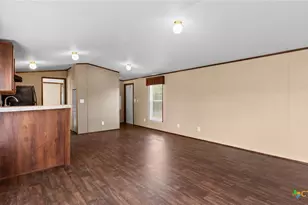 1911 Wald Rd, New Braunfels, TX 78132 - Photo 9