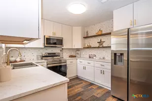 209 W Hogan Dr, Copperas Cove, TX 76522 - Photo 15