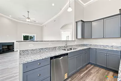 130 Merion Lane, La Vernia, TX 78121 - Photo 27