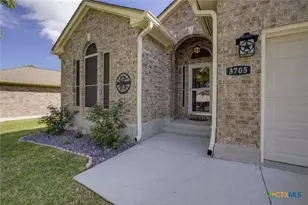 3705 Hillside, Schertz, TX 78108 - Photo 3