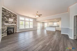183 Lost Maples Wy, Marion, TX 78124 - Photo 5