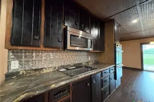 2243 Old Goliad Rd, Victoria, TX 77905 - Photo 17