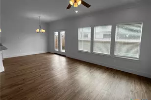 256 Sapphire, New Braunfels, TX 78130 - Photo 17
