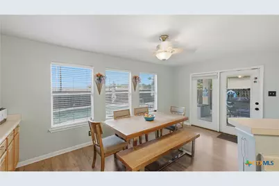 3956 Cherokee Boulevard, New Braunfels, TX 78132 - Photo 15