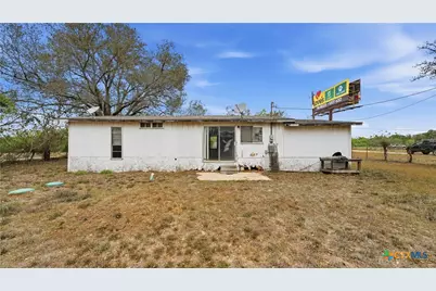 3651 E I-10, Seguin, TX 78155 - Photo 23