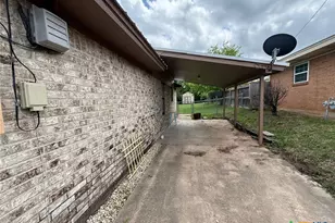 1506 St Louis St, Gatesville, TX 76528 - Photo 15