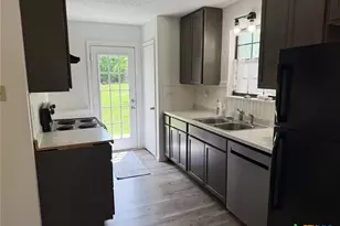 1506 St Louis St, Gatesville, TX 76528 - Photo 5