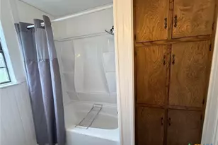 1506 St Louis St, Gatesville, TX 76528 - Photo 13