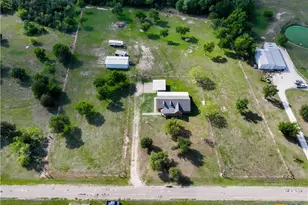 346 Elm Creek Rd, Rockdale, TX 76567 - Photo 33