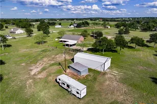 346 Elm Creek Rd, Rockdale, TX 76567 - Photo 35