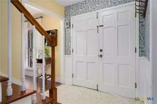 211 W Mimosa Cir, San Marcos, TX 78666 - Photo 7