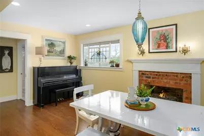 211 W Mimosa Circle, San Marcos, TX 78666 - Photo 19