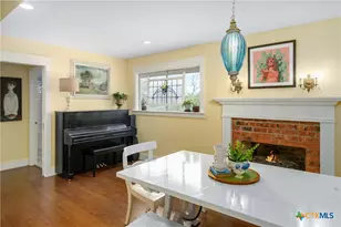 211 W Mimosa Cir, San Marcos, TX 78666 - Photo 19