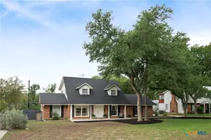 211 W Mimosa Cir, San Marcos, TX 78666 - Photo 5