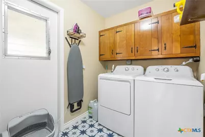 211 W Mimosa Circle, San Marcos, TX 78666 - Photo 23