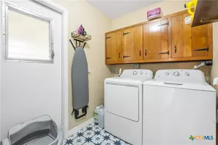 211 W Mimosa Cir, San Marcos, TX 78666 - Photo 23