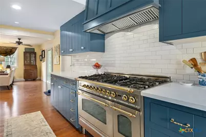 211 W Mimosa Circle, San Marcos, TX 78666 - Photo 15