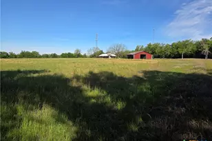 600 W Ave C, Milano, TX 76556 - Photo 13