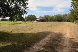 600 W Ave C, Milano, TX 76556 - Photo 1