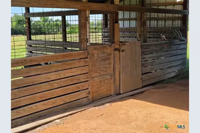600 West Ave C, Milano, TX 76556 - Photo 25