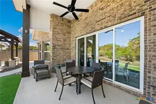 374 Bridle Trl, New Braunfels, TX 78132 - Photo 43