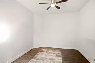 374 Bridle Trl, New Braunfels, TX 78132 - Photo 31