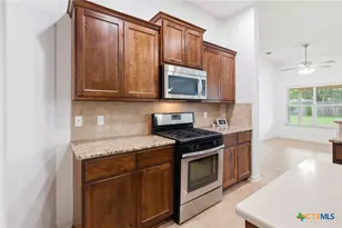 115 Sandstone Ct, Victoria, TX 77904 - Photo 17
